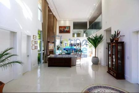 9_photo/95273916e7.93b8fa184532727f-ATLAS-d6022c97-ee55-48a9-b5ea-0d6385bf3cf6.jpg de casa à venda com 4 quartos, 504m² em Córrego Grande, Florianópolis