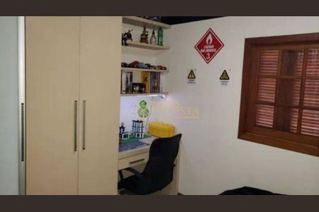 6_photo/95273916ff.751bca41ac608a7d-ATLAS-59c35535-b84e-41d0-b028-fa78d2ced97a.jpg de casa à venda com 3 quartos, 243m² em Córrego Grande, Florianópolis