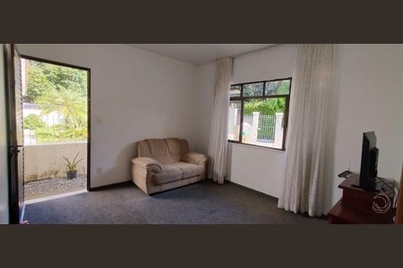 5_photo/952739171b.04f4efb4ec0e2ec3-ATLAS-52ec8f10-73dd-450c-acea-d807b13affcd.jpg de casa à venda com 4 quartos, 88m² em Córrego Grande, Florianópolis