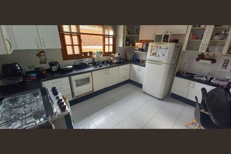 6_photo/9527391725.ceff8192393c33de-ATLAS-1dd2a6aa-58ca-4df7-aa3b-aedc7b083e8e.jpg de casa à venda com 3 quartos, 243m² em Córrego Grande, Florianópolis