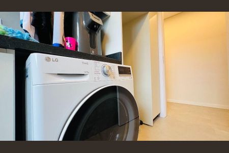 14_photo/952739186f.49e5f4e107e90c19-ATLAS-bb5b0de0-cdf4-4833-87c5-188aa94b455e.jpg de casa à venda com 3 quartos, 240m² em Córrego Grande, Florianópolis