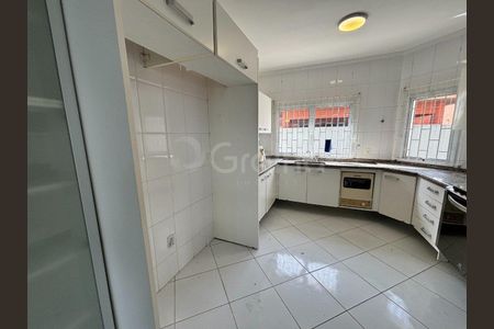 10_photo/95273918c5.4bd2615f33144f40-ATLAS-a55426b1-bad2-4ebb-b39f-31cafa8e00e2.jpg de casa à venda com 4 quartos, 348m² em Itacorubi, Florianópolis