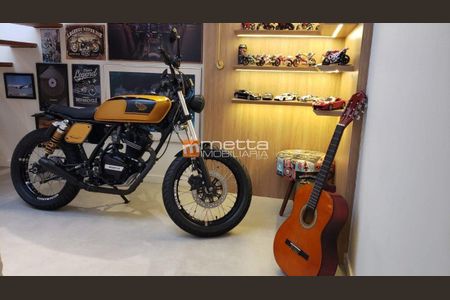 20_photo/95273918c5.a824f5d462c04ebd-ATLAS-3ac2dfb2-b299-4c69-9e75-1813df082a4e.jpg de casa à venda com 4 quartos, 240m² em Itacorubi, Florianópolis