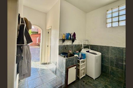 7_photo/952739196b.bb2cfda027800a9a-ATLAS-fbf0a000-93e1-4d58-b5ce-26e9e1ff6b2a.jpg de casa à venda com 3 quartos, 259m² em Córrego Grande, Florianópolis