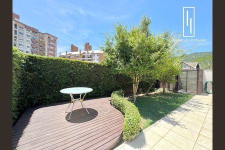 5_photo/9527391a63.ceff8192393c33de-ATLAS-d2ab2cc2-c843-45e9-b04b-9727a6bb16ed.jpg de casa à venda com 4 quartos, 221m² em Córrego Grande, Florianópolis