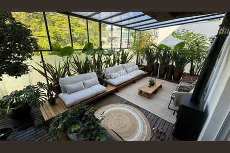 6_photo/9527391a7d.7a69ff73eb43ff8d-ATLAS-9bda94ee-2e55-4702-ae34-7ee3871d5a77.jpg de casa à venda com 3 quartos, 240m² em Córrego Grande, Florianópolis