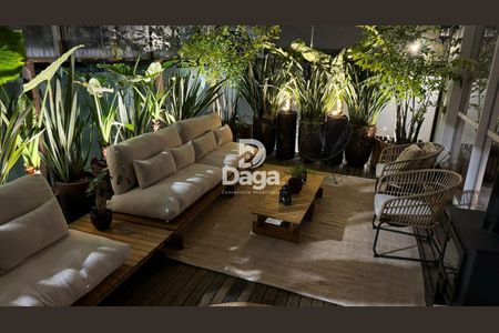 20_photo/9527391a7f.c33be38ead338b3a-ATLAS-96e98257-14e1-4f1b-bf99-66d5cf14d1a8.jpg de casa à venda com 3 quartos, 207m² em Córrego Grande, Florianópolis