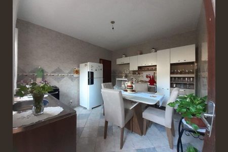 4_photo/9527391b5d.f03263aed1a2be70-ATLAS-ce329de6-dbb2-4244-9c67-aee125321ab3.jpg de casa à venda com 6 quartos, 280m² em Córrego Grande, Florianópolis