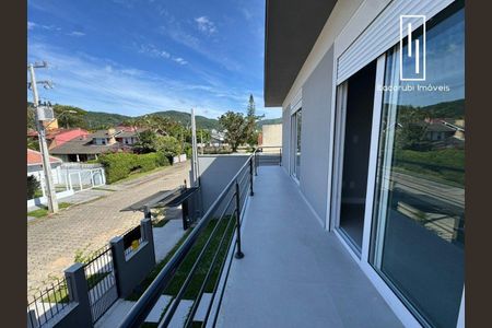 5_photo/9527391e5f.56f87905458f71eb-ATLAS-35b5c0cf-a7e7-4802-9be4-b2987203d8bf.jpg de casa à venda com 3 quartos, 152m² em Santa Monica, Florianópolis