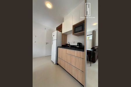 8_photo/9527391e89.e1d2c46bde3eb79c-ATLAS-96bcd9b1-5145-491d-9598-4efb352d3bda.jpg de kitnet/studio para alugar com 1 quarto, 30m² em Santa Monica, Florianópolis