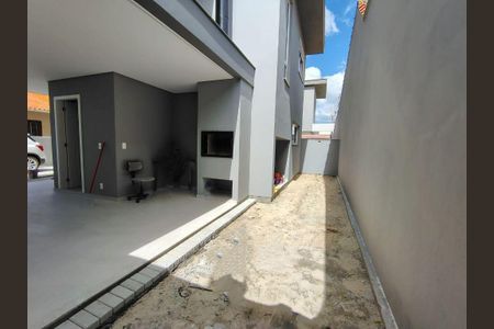 23_photo/9527391e93.0f81dd1a9a4f6ffb-ATLAS-4072a573-dc5b-480e-91cd-672cd2cef59b.jpg de casa à venda com 3 quartos, 162m² em Córrego Grande, Florianópolis