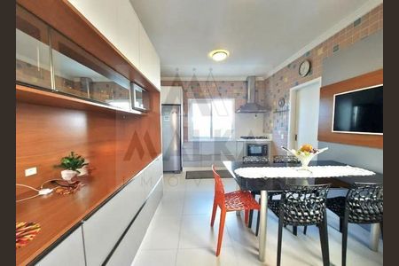 11_photo/9527391f21.11e8baf76270369a-ATLAS-7bcb992d-16c5-4367-a89e-accba32efa3a.jpg de casa à venda com 3 quartos, 273m² em Jd Anchieta, Florianópolis