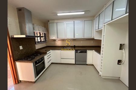 3_photo/9527391f99.70986b2d83168018-ATLAS-20d908b8-ae19-4db8-8b00-c8faf6d5e7c8.jpg de casa à venda com 3 quartos, 450m² em Itacorubi, Florianópolis