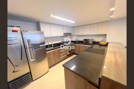 3_photo/9527391fdf.f05eeedb71dbb593-ATLAS-086d3360-b3f5-44a9-b3fc-edc189c1194e.jpg de apartamento à venda com 2 quartos, 71m² em Itacorubi, Florianópolis