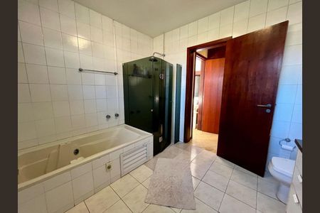 27_photo/9527392013.9845a183adc4e21d-ATLAS-c20fb51f-a856-4d1e-bcba-0bebad6826d0.jpg de casa à venda com 3 quartos, 238m² em Itacorubi, Florianópolis