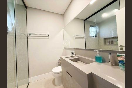 4_photo/9527392055.a824f5d462c04ebd-ATLAS-3559b707-a78d-4ebe-86ce-710cee92bda1.jpg de casa à venda com 5 quartos, 220m² em Itacorubi, Florianópolis