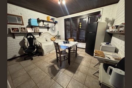 17_photo/952739207b.b7a28b76476596d7-ATLAS-5dd2f578-837c-48e2-adba-3f069ee7166a.jpg de casa à venda com 5 quartos, 530m² em Itacorubi, Florianópolis