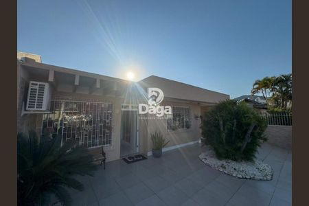 6_photo/95273920f1.592731281ff134c1-ATLAS-7865f734-ba5f-43cf-bebb-b4d55d1edfec.jpg de casa à venda com 3 quartos, 360m² em Itacorubi, Florianópolis