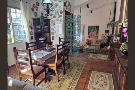 9_photo/9527392111.d9f076d2edbf9077-ATLAS-a1373f52-c9a7-4c2d-a74d-6e1859f68143.jpg de casa à venda com 4 quartos, 175m² em Itacorubi, Florianópolis