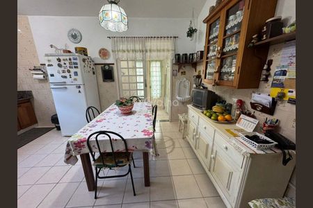 18_photo/9527392111.d9f076d2edbf9077-ATLAS-b317a564-5a07-4cc9-b374-2c0cd24b3901.jpg de casa à venda com 4 quartos, 175m² em Itacorubi, Florianópolis