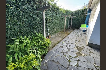 37_photo/9527392111.d9f076d2edbf9077-ATLAS-e28d90b4-2022-490e-b3ea-b2d96b45cf0d.jpg de casa à venda com 4 quartos, 175m² em Itacorubi, Florianópolis