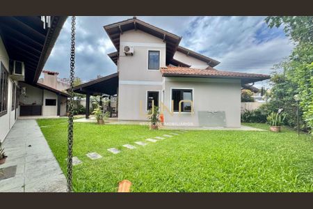 6_photo/952739212b.9845a183adc4e21d-ATLAS-b3b4361d-3d43-474b-b2e4-e75d57965ad2.jpg de casa à venda com 3 quartos, 233m² em Itacorubi, Florianópolis