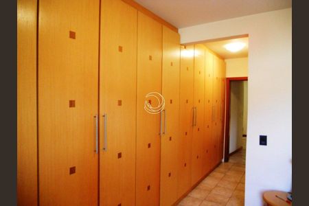 13_photo/95273921b1.94eccd8fc9add72f-ATLAS-193cc9ef-1626-4daa-bac4-8ee855140c8d.jpg de casa à venda com 5 quartos, 323m² em Itacorubi, Florianópolis