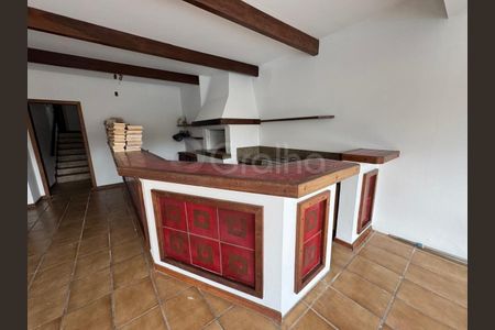 39_photo/95273921c1.9445d083dc68a5ac-ATLAS-1fc02b15-cf66-4c57-a7d6-0327e6d73caf.jpg de casa à venda com 5 quartos, 331m² em Itacorubi, Florianópolis