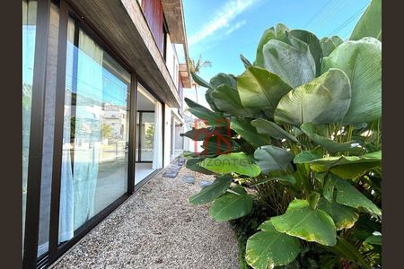 6_photo/95273921c5.1168d7f35de77434-ATLAS-d77e9b1b-6efc-4e40-bd8a-6351e0af5403.jpg de casa à venda com 3 quartos, 163m² em Itacorubi, Florianópolis