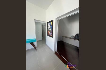 4_photo/95273921e5.210363f7da379e19-ATLAS-b2e1b6c3-cc09-40aa-8fab-1c31fa7938e6.jpg de apartamento para alugar com 2 quartos, 80m² em Itacorubi, Florianópolis