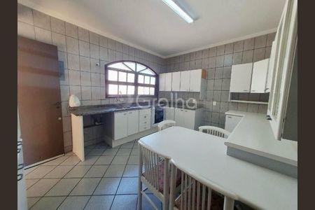 7_photo/95273921e5.f004b3811d646080-ATLAS-ca85f65d-0704-4153-8fc6-3f4ab201d2f0.jpg de casa à venda com 4 quartos, 182m² em Itacorubi, Florianópolis