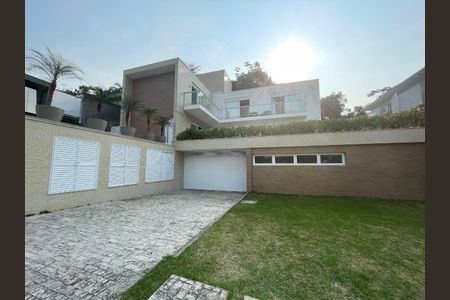 2_photo/952739245d.679683a0f0169996-ATLAS-adf80e42-b6a0-4ae8-9669-cf5b459a2df9.jpg de casa de condomínio para alugar com 4 quartos, 581m² em Itacorubi, Florianópolis