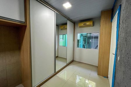 31_photo/95273924c7.0176ad22bcbf6d3f-ATLAS-5a311455-81a8-4add-a138-d71fda08e1c8.jpg de casa à venda com 4 quartos, 221m² em Itacorubi, Florianópolis