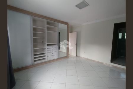 10_photo/95273924c7.0176ad22bcbf6d3f-ATLAS-a641dc0e-2fb1-4fde-b2a0-d2f43918769c.jpg de casa à venda com 4 quartos, 198m² em Itacorubi, Florianópolis