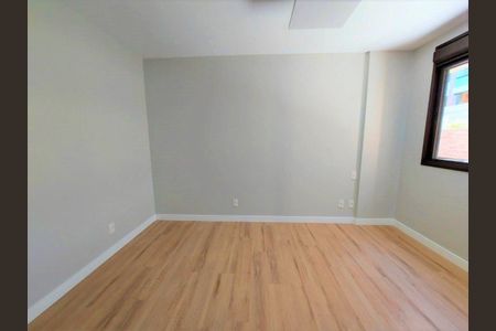 7_photo/95273926f7.632aeaae0c4bc684-ATLAS-2f40810d-b838-4b46-9d12-1c81907c4e5b.jpg de apartamento à venda com 3 quartos, 98m² em Itacorubi, Florianópolis