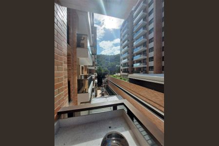 5_photo/95273926f7.7bddcf7085fde964-ATLAS-5771b70d-0abd-480f-a6dd-cc6d1b219e98.jpg de apartamento à venda com 3 quartos, 109m² em Itacorubi, Florianópolis