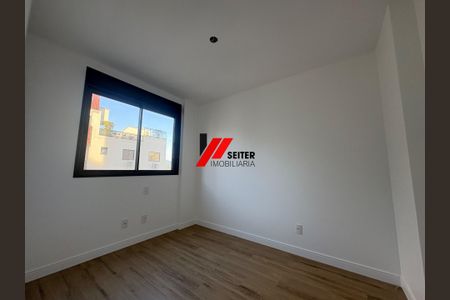 9_photo/95273926f7.9f9fc33d8b7f0f9f-ATLAS-e411b937-2a72-4ddd-8d50-980f7fb8584a.jpg de apartamento à venda com 4 quartos, 107m² em Itacorubi, Florianópolis