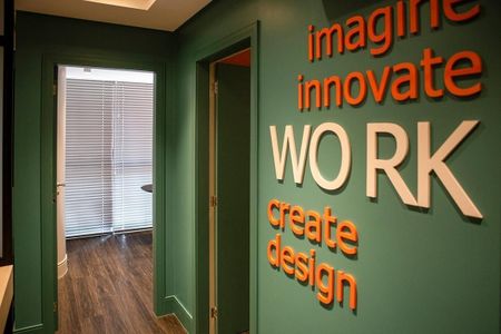 8_photo/95273926f7.fbf42837de5dff9a-ATLAS-d96d7ec4-1d0a-4772-ac95-42e29182d952.jpg de apartamento à venda com 3 quartos, 101m² em Itacorubi, Florianópolis