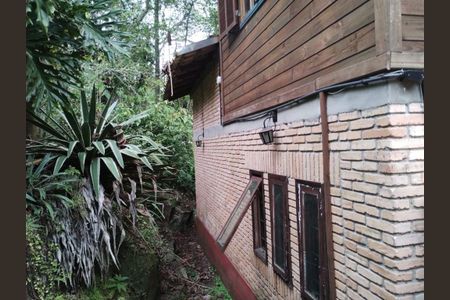 21_photo/9527393de1.bb2cfda027800a9a-ATLAS-2c8f1a56-f678-4b00-a1bb-2c7cefc707ce.jpg de casa à venda com 4 quartos, 230m² em Córrego Grande, Florianópolis
