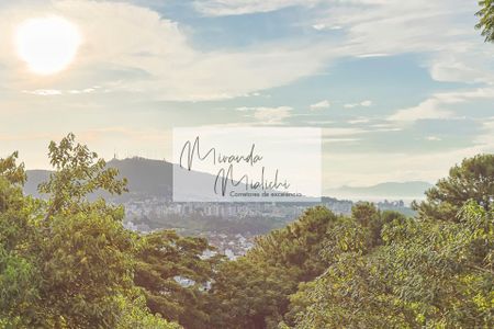 9_photo/9527393e81.26dc6cb80f3e86b0-ATLAS-33b48ea0-714c-4db3-82e4-c8c761bf91ee.jpg de casa à venda com 4 quartos, 250m² em Córrego Grande, Florianópolis