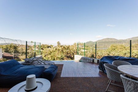 13_photo/9527394a8d.709b0788d549ea7e-ATLAS-efc30793-de2d-4cc5-be46-1becee9e025b.jpg de casa à venda com 3 quartos, 361m² em Lagoa da Conceição, Florianópolis