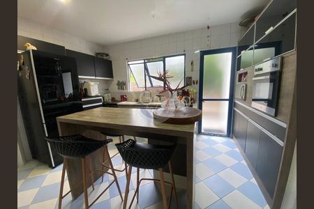 1_photo/9527394a8d.ff0e424256b683cf-ATLAS-01fb8134-101a-480d-9234-5eba9fe2b74d.jpg de casa para alugar com 4 quartos, 165m² em Lagoa da Conceição, Florianópolis