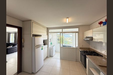 10_photo/9527394a9b.06e97bceec1fcf1d-ATLAS-6f8300d3-a1b3-4a5e-a373-3327421ee702.jpg de apartamento à venda com 4 quartos, 187m² em Lagoa da Conceição, Florianópolis