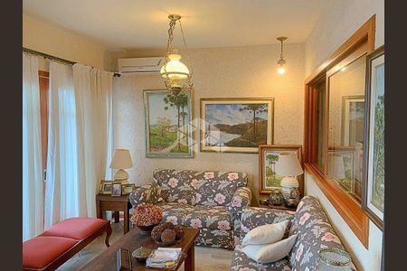17_photo/9527394e93.990d2fc8af084189-ATLAS-8043dcb8-7510-4fed-9fa9-c3e2f1986985.jpg de casa à venda com 3 quartos, 270m² em Lagoa da Conceição, Florianópolis