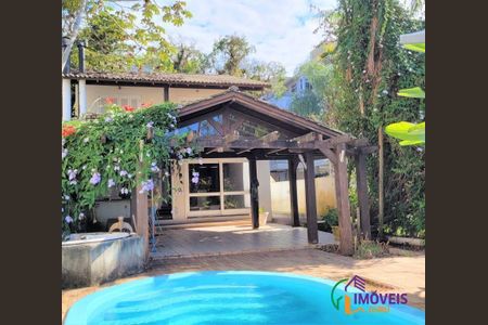 6_photo/952739522b.54c3a9d484972914-ATLAS-18df24a8-dbcb-4f29-a5cb-cc3cba8c3a2b.jpg de casa à venda com 4 quartos, 450m² em Lagoa da Conceição, Florianópolis