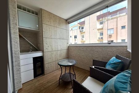 11_photo/9527398147.91b8fef4b9e531a2-ATLAS-5aa2dbc2-56f7-437f-80df-24f0884a2e8e.jpg de apartamento à venda com 2 quartos, 66m² em Costeira do Pirajubaé, Florianópolis