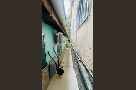 5_photo/952739a381.4bd2615f33144f40-ATLAS-6f5ffbd4-e246-4fd7-94bb-e166a59269a3.jpg de casa à venda com 5 quartos, 150m² em Saco dos Limões, Florianópolis