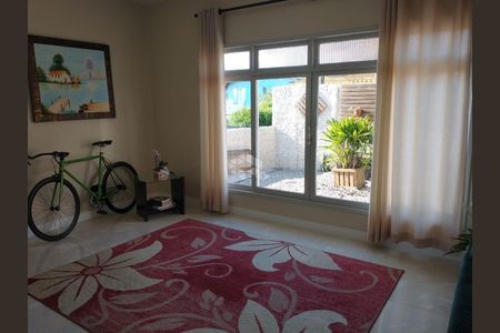 6_photo/952739a39b.7d44486df2fbe63f-ATLAS-76784687-e794-432c-a036-e93094625e25.jpg de casa à venda com 3 quartos, 150m² em Saco dos Limões, Florianópolis