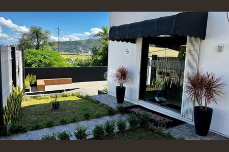 1_photo/952739a4f9.04c16ff0d284adb7-ATLAS-e994c0e6-70a8-4f30-ad4f-dfa02c8e9d35.jpg de casa à venda com 5 quartos, 207m² em Saco dos Limões, Florianópolis