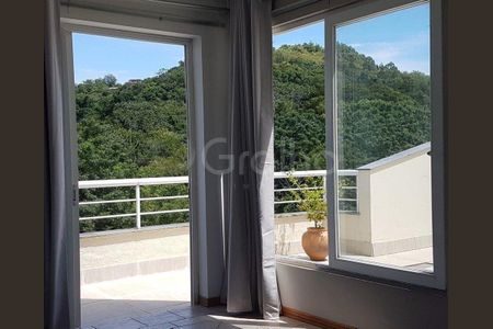 4_photo/952739a5f5.82fb62b7c4e32d22-ATLAS-22aa7942-e87d-4695-a94f-5f658f6b78d7.jpg de apartamento à venda com 3 quartos, 150m² em Pantanal, Florianópolis